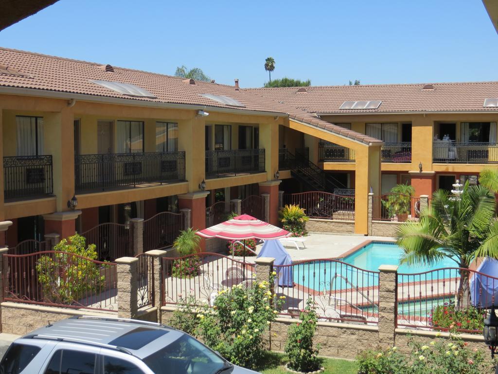 Azusa Inn West Covina Exterior photo