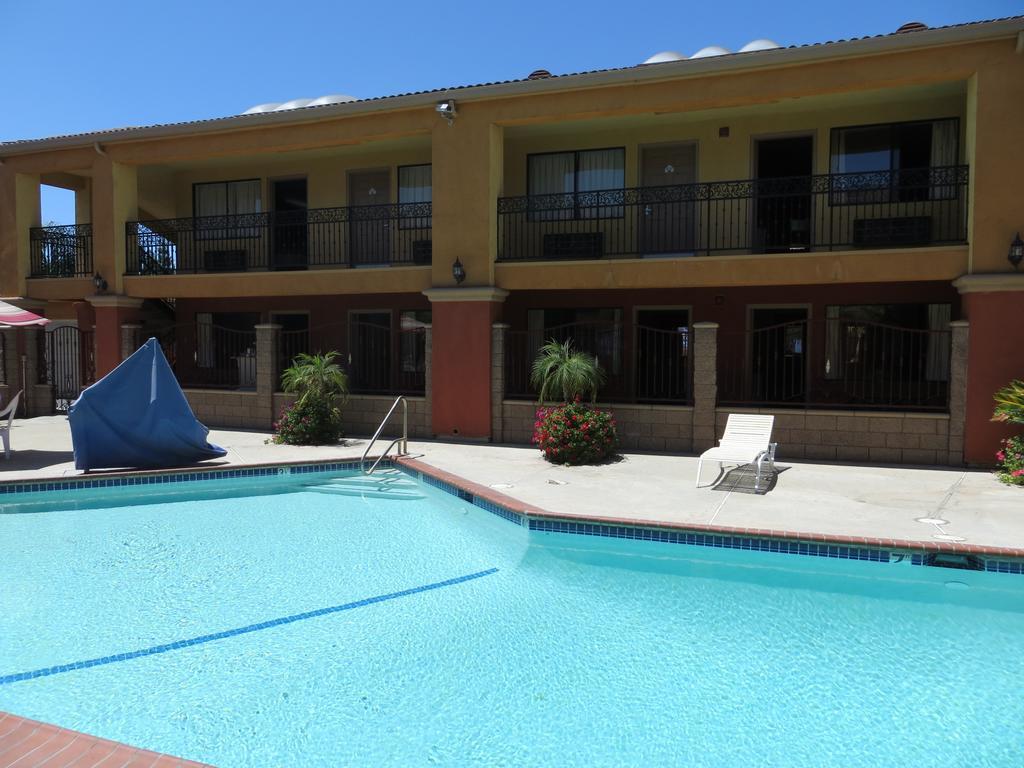 Azusa Inn West Covina Exterior photo